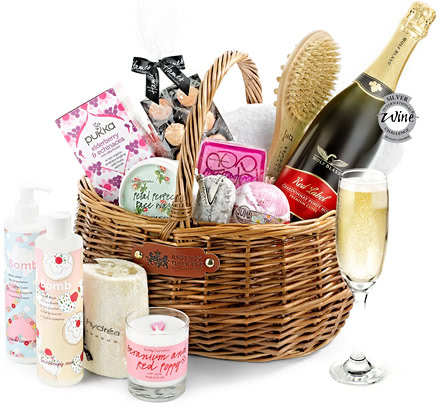 Luxury Pampering Set Gift Basket With Sparkling Wine